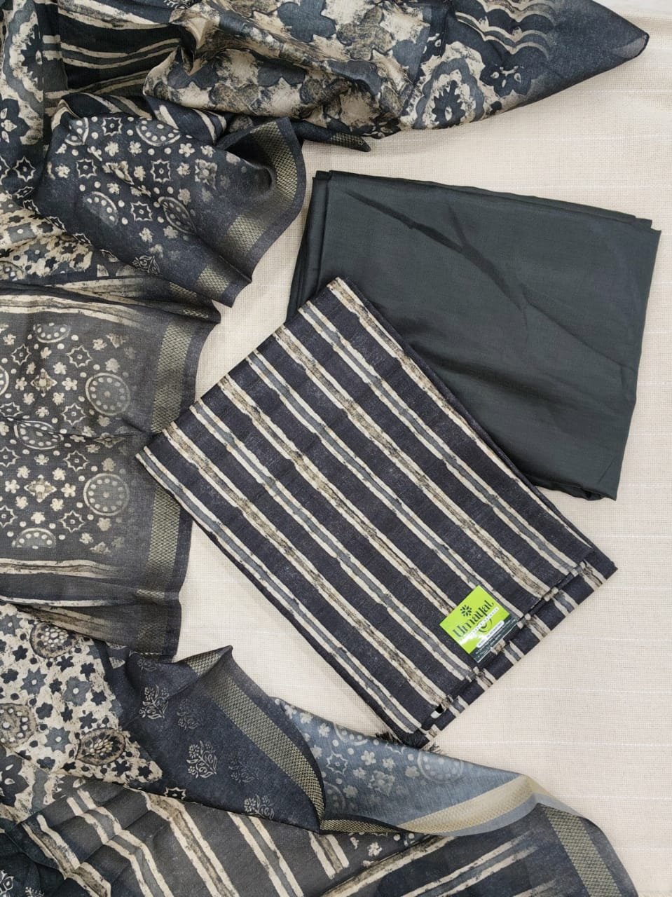 Unstitched Salwar Material 